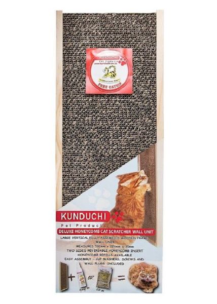 Kunduchi - Wooden Cat Wall Scratcher