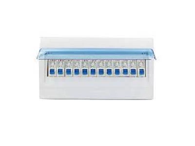 D B Box 12 Way