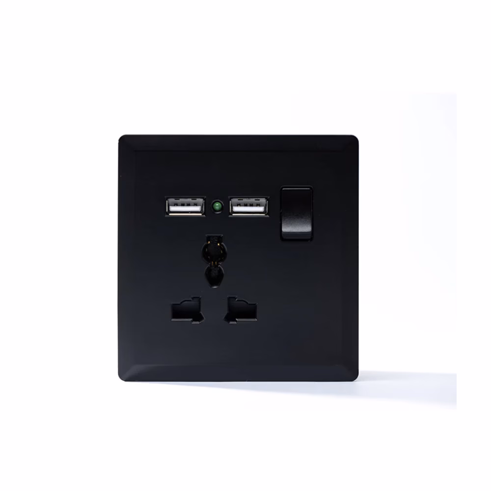 Switched 3 Pin Universal Socket 2usb Por