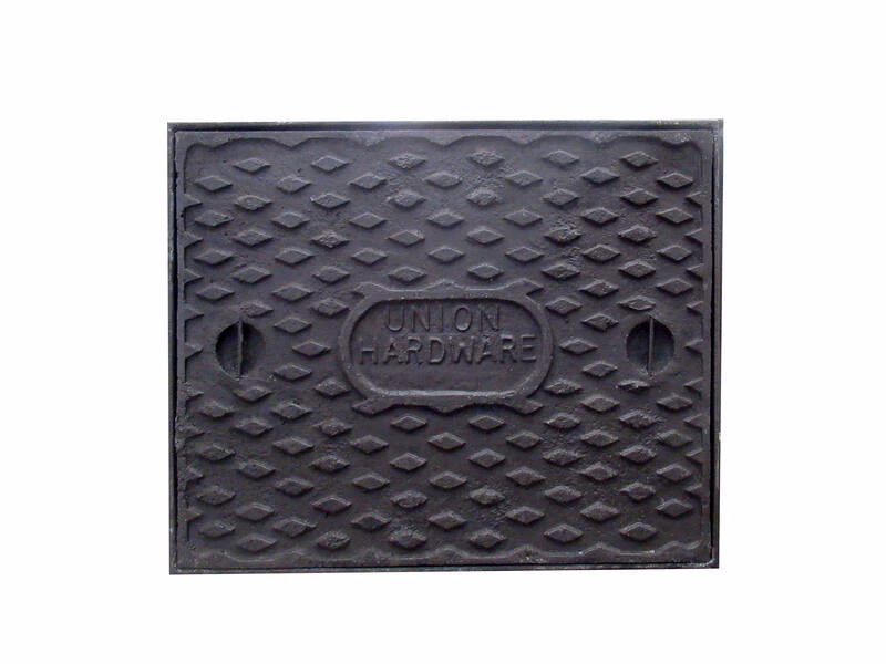 MANHOLE COVER HEAVY DUTY 450 X 600