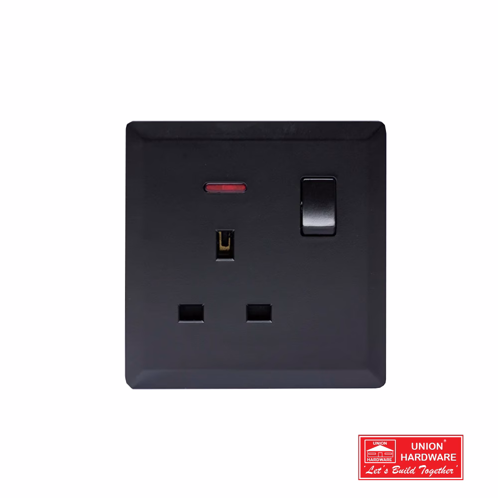 SWITCHED 13A SOCKET WITH NEON BLACK