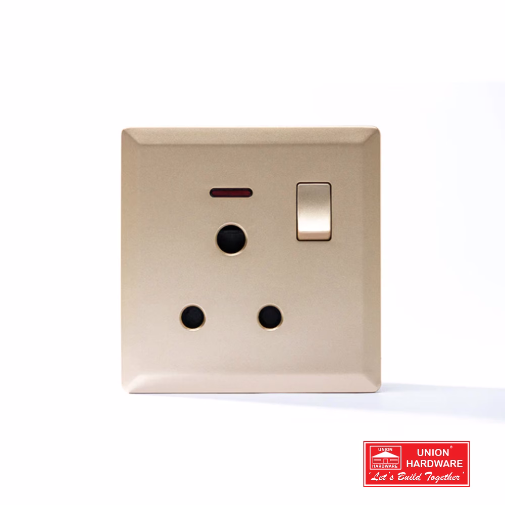 SWITCHED 15A SOCKET WITH NEON GOLD